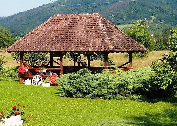 Aleksandra באינה באשטה